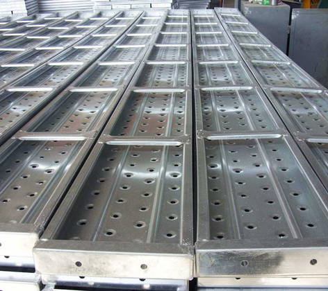 Scaffolding plank