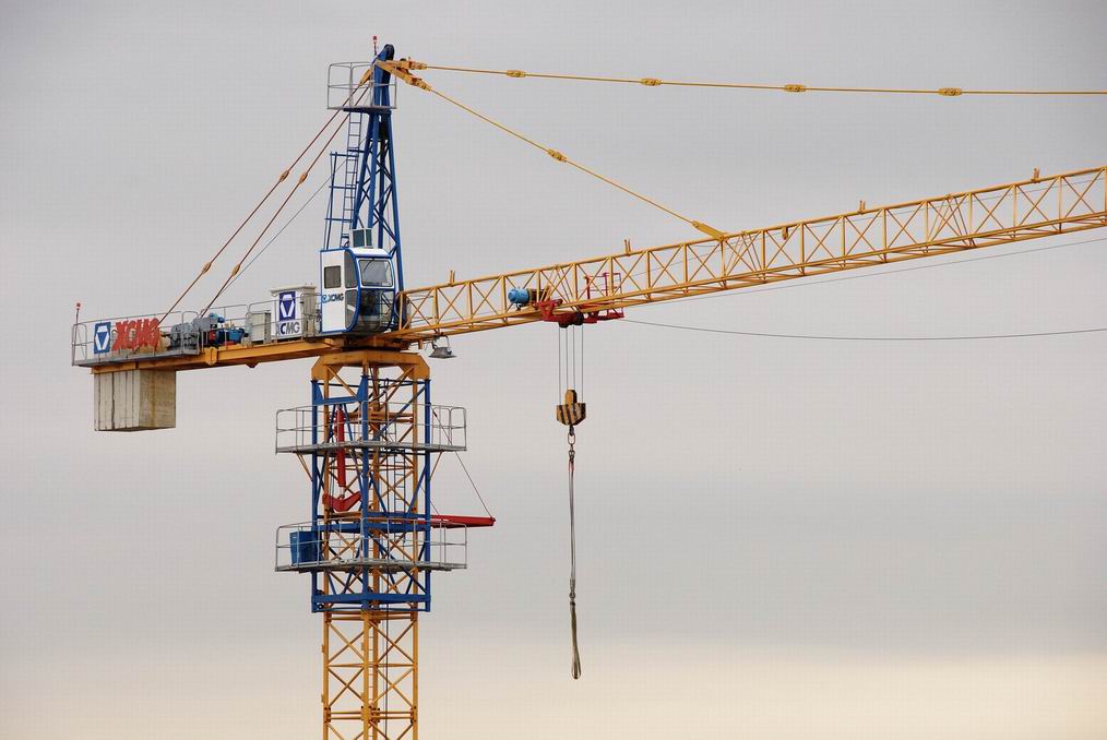 building hoist